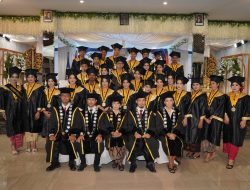 Wisuda ke-12 STMIK Bandung Bali: Kukuhkan Lulusan Baru dan Teken MoU Strategis dengan PT GEB serta Asosiasi Tiongkok